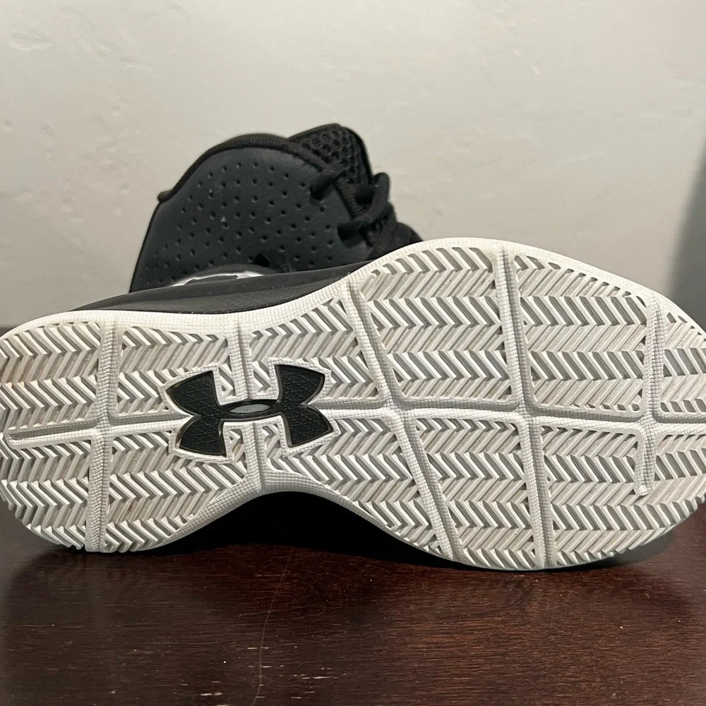 Under Armour boys Jet 2019 Basketball Shoe Black 11K - Picture 6 of 7
